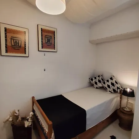 Διαμέρισμα Cozy Beachfront 2b