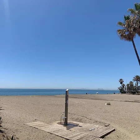 Cozy Beachfront 2b Διαμέρισμα Εστεπόνα